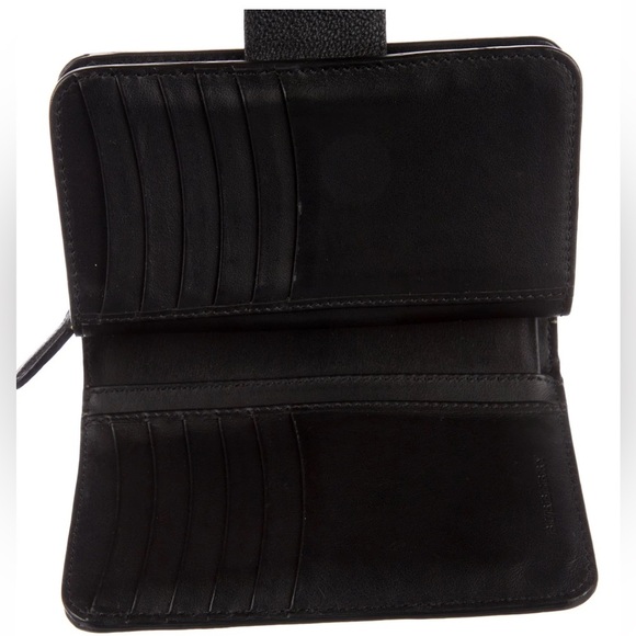 🔥Burberry Black Leather Compact Wallet - Picture 12 of 12